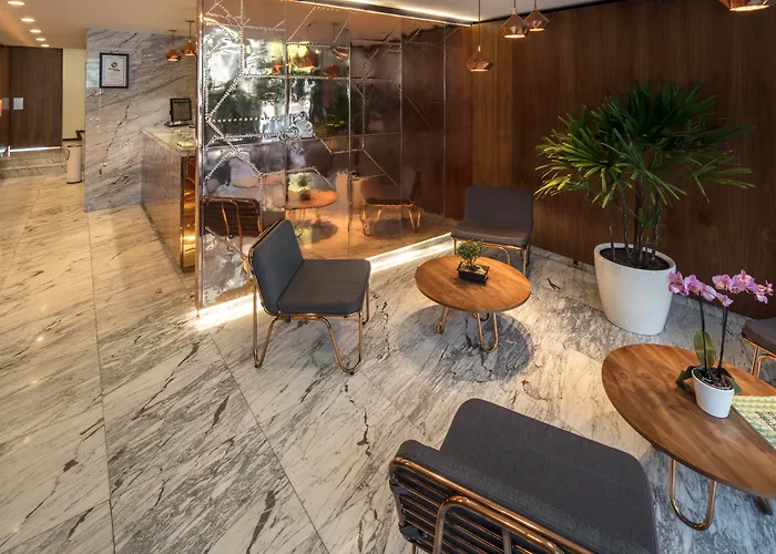 Flowsuites Wtc Aparthotel