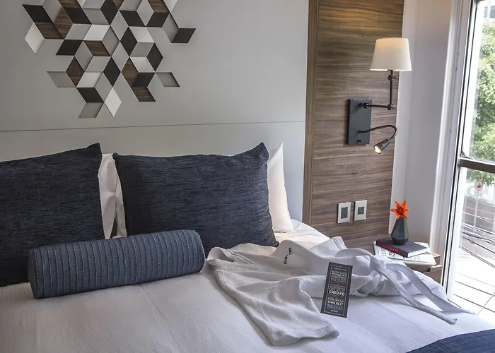 Flowsuites Wtc Aparthotel