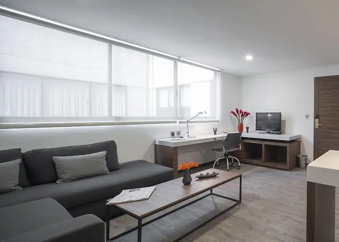 Aparthotel Flowsuites Wtc 4*