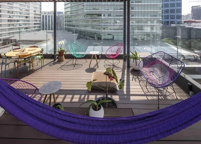 Flowsuites Wtc Aparthotel