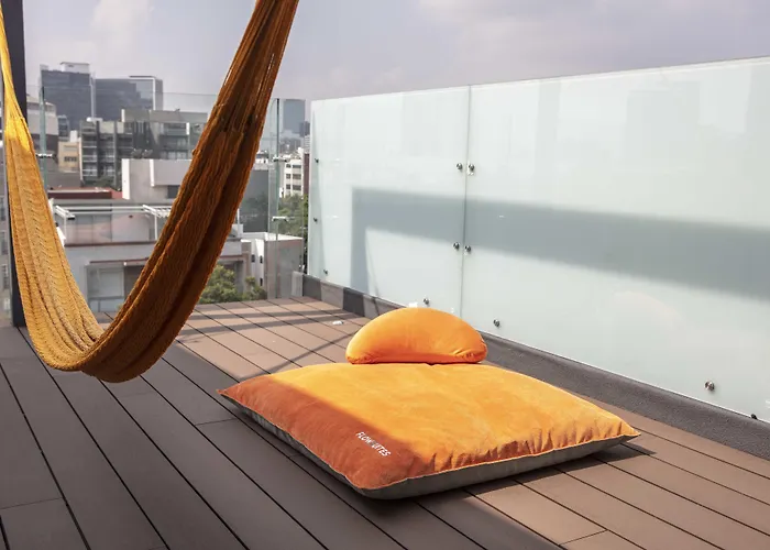 Flowsuites Wtc Aparthotel